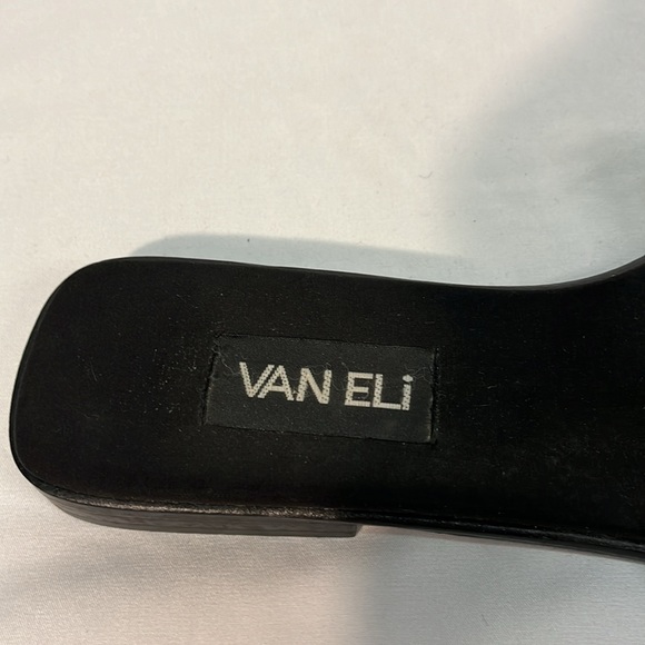 Vaneli Embroidered and Beaded Slides Size 9.5 - Picture 7 of 10